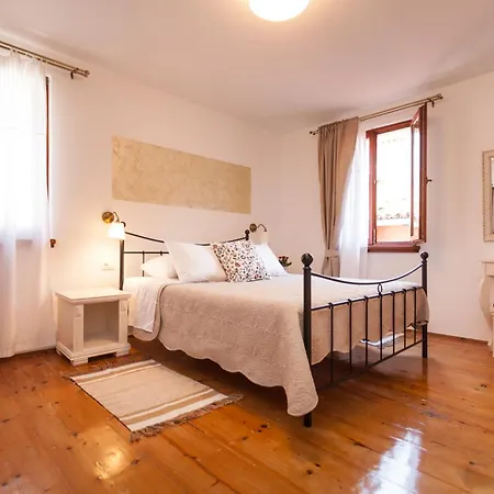 Casa Vittoria Guest house